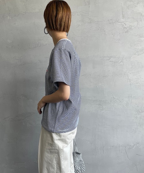 DANTON（ダントン）の「[DANTON/ダントン] Vネック ボーダーポケットTシャツ（Tシャツ/カットソー・レディース・ホワイト×ネイビー・34/36）」の9枚目の写真