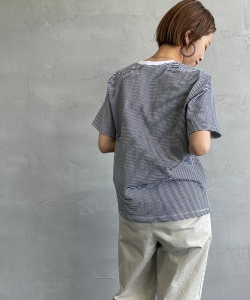 DANTON（ダントン）の「[DANTON/ダントン] Vネック ボーダーポケットTシャツ（Tシャツ/カットソー・レディース・ホワイト×ネイビー・34/36）」の10枚目の写真