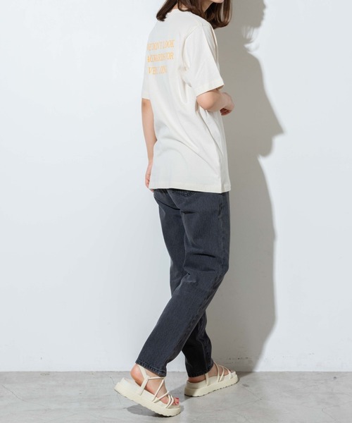 WEGO（ウィゴー）の「WEGO/ロゴプリントTシャツ（Tシャツ/カットソー・レディース・サックスブルー/アイボリー・SMALL/MEDIUM/LARGE/X-LARGE）」の11枚目の写真