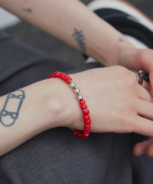 AIVER（アイバー）の「AIVER　ホワイトハートビーズブレスレット　MADE IN JAPAN（ブレスレット・メンズ・ブラック/レッド・FREE）」の8枚目の写真