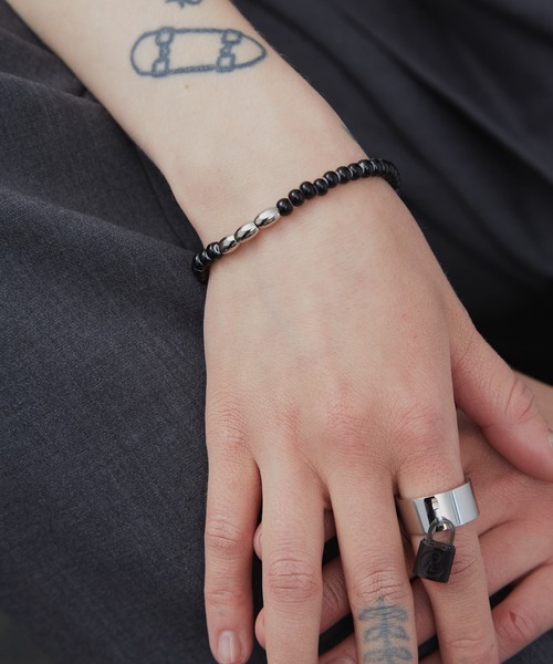 AIVER（アイバー）の「AIVER　ホワイトハートビーズブレスレット　MADE IN JAPAN（ブレスレット・メンズ・ブラック/レッド・FREE）」の11枚目の写真