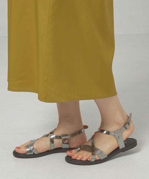 THE STATION STORE（ザ ステーション ストア）の「＜Blender＞ L トングクロス サンダル（サンダル・レディース・ブラック/シルバー・38/36/37）」の2枚目の写真