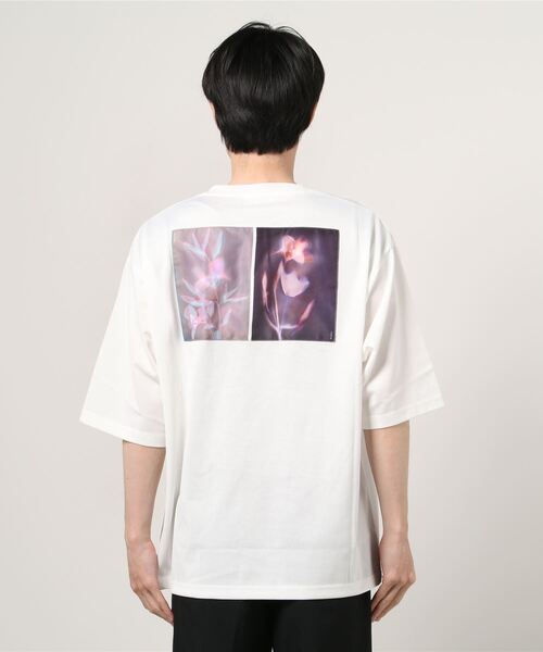 WEGO（ウィゴー）の「WEGO/グラフィックアートビッグシルエット5分袖Tシャツ（Tシャツ/カットソー・メンズ・スミクロ/グレー/ホワイト系その他/ホワイト・LARGE/MEDIUM）」の18枚目の写真