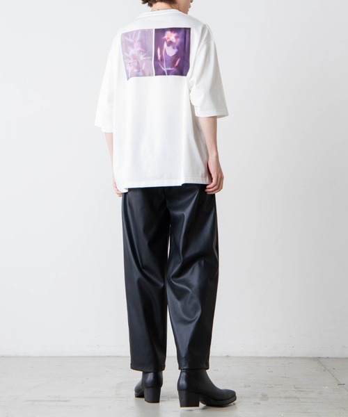 WEGO（ウィゴー）の「WEGO/グラフィックアートビッグシルエット5分袖Tシャツ（Tシャツ/カットソー・メンズ・スミクロ/グレー/ホワイト系その他/ホワイト・LARGE/MEDIUM）」の21枚目の写真