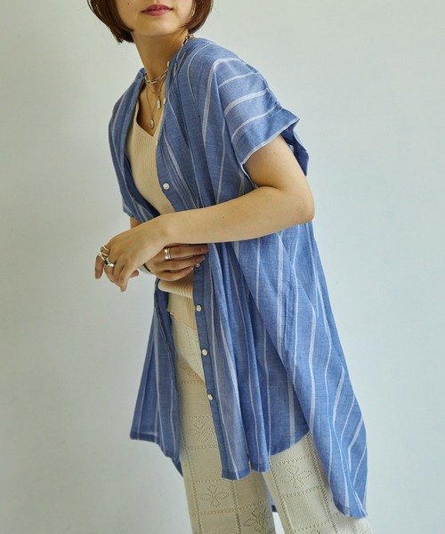 Auntie Rosa Holiday(アンティローザホリデー)の「ピンタックフレンチスリーブチュニック(チュニック・レディース・ホワイト×グレー/ホワイト×ブルー・FREE)」の5枚目の写真