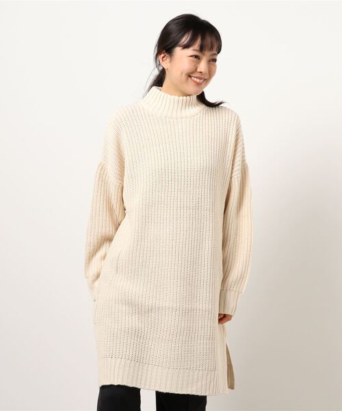 Bling Leads（ブリングリーズ）の「《Bling leads》畔編み　モックネックチュニック（ニット/セーター・レディース・カーキ/アイボリー/ベージュ/ブラック/グレー・FREE）」の2枚目の写真