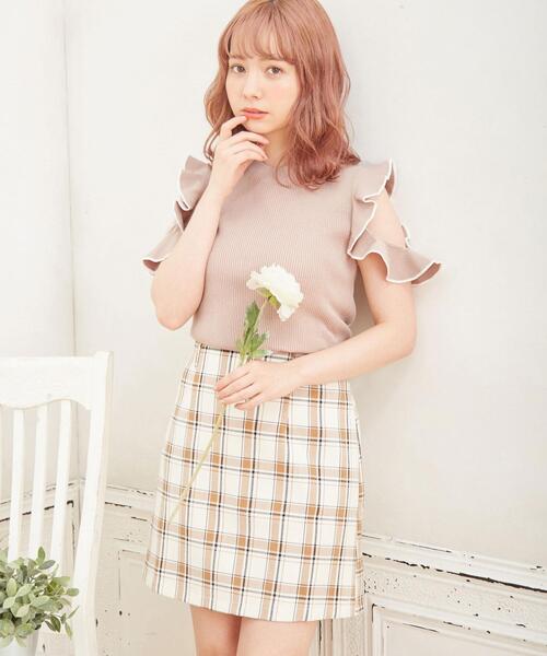 INGNI（イング）の「袖フリル配色ニット（ニット/セーター・レディース・ブラック×ホワイト/ホワイト×ブラック/ミント/ピンクベージュ/ベージュ・M）」の12枚目の写真