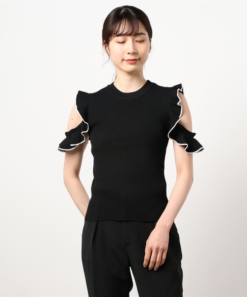 INGNI（イング）の「袖フリル配色ニット（ニット/セーター・レディース・ブラック×ホワイト/ホワイト×ブラック/ミント/ピンクベージュ/ベージュ・M）」の3枚目の写真