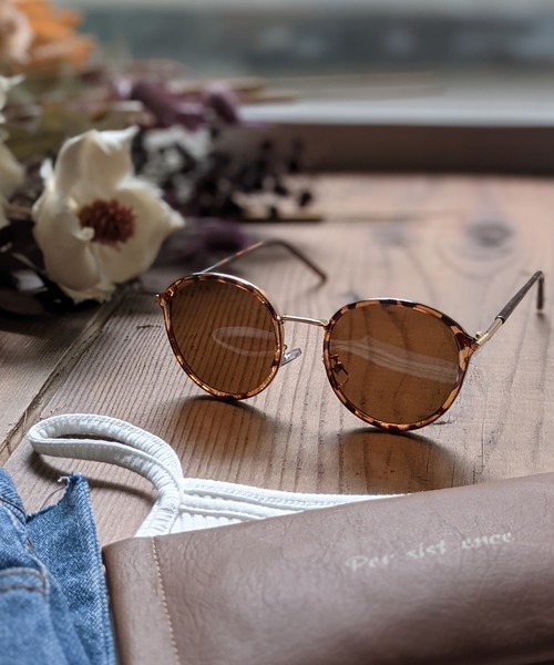 Per sist ence(パーシエンス)の「Per sist ence/パーシエンス メタルボストンサングラス (ケース・眼鏡クリーナー付)(サングラス・レディース・A/B/C/D/E/F・FREE)」の4枚目の写真