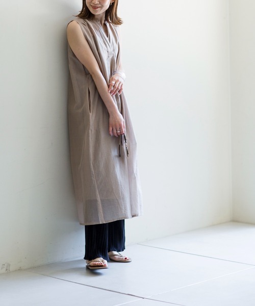 prose verse（プロズヴェール）の「インド綿スタンドカラーノースリワンピース（ワンピース・レディース・ブラック/ベージュ/レッド・ﾌﾘ-）」の10枚目の写真