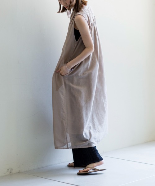 prose verse（プロズヴェール）の「インド綿スタンドカラーノースリワンピース（ワンピース・レディース・ブラック/ベージュ/レッド・ﾌﾘ-）」の13枚目の写真