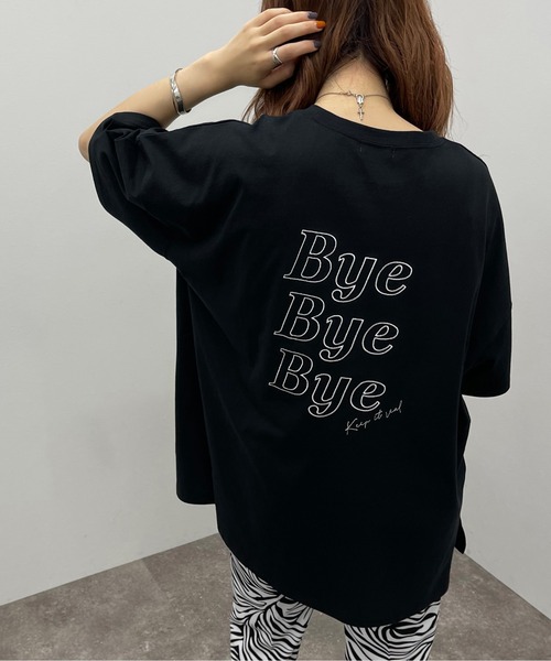 apres jour mignon(アプレジュールミニョン)の「アソートBIGスリットT2【ZOZOTOWN限定アイテム】(Tシャツ/カットソー・レディース・オフホワイト/ナチュラル/ブラック系その他2/その他/ダークブルー/ブラック/ブラック系その他/ホワイト系その他3/ホワイト系その他/ホワイト系その他2・フリー/X-LARGE)」の6枚目の写真