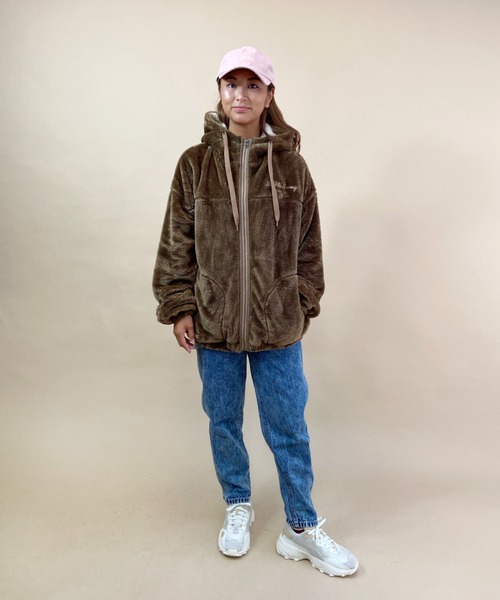 BILLABONG(ビラボン)の「BILLABONG/ビラボン ビッグシルエット バックプリント フェイクファージャケット BB014-022(その他アウター・レディース・ホワイト/ブラック/ブラウン・M/L)」の18枚目の写真