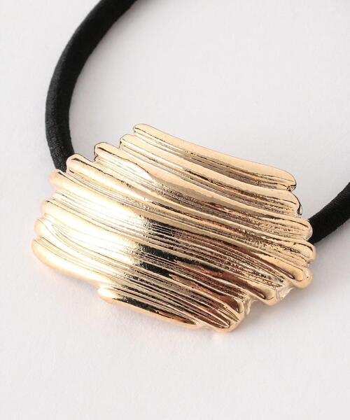 green label relaxing（グリーンレーベルリラクシング）の「メタルプレート ポニー ヘアゴム（ヘアゴム・レディース・シルバー/ゴールド・FREE）」の5枚目の写真