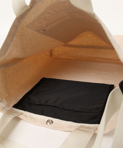 THRASHER(スラッシャー)の「PHOTO TOTE SHOULDER M BAG/スラッシャーコットントートバッグ(トートバッグ・メンズ・ホワイト×ブルー/ホワイト×ブラック・FREE)」の6枚目の写真