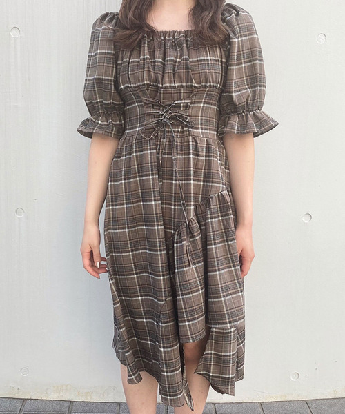 titty＆Co. PETIT（ティティアンドコープティ）の「【titty&Co.PETIT】イレヘムスピンドル5分袖ワンピース（ワンピース・レディース・グレー/グリーン/ブラウン/マルチ/レッド/ベージュ/ブラック・SMALL/MEDIUM）」の15枚目の写真