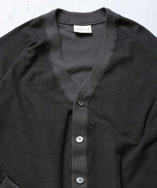 SPINNS（スピンズ）の「【ゆったりシルエット】インサイドアウト カーディガン（カーディガン/ボレロ・メンズ・ダークブルー/アッシュグレー/スミクロ/ブラック/マスタード/サックスブルー/ライトグリーン・ONESIZE）」の10枚目の写真