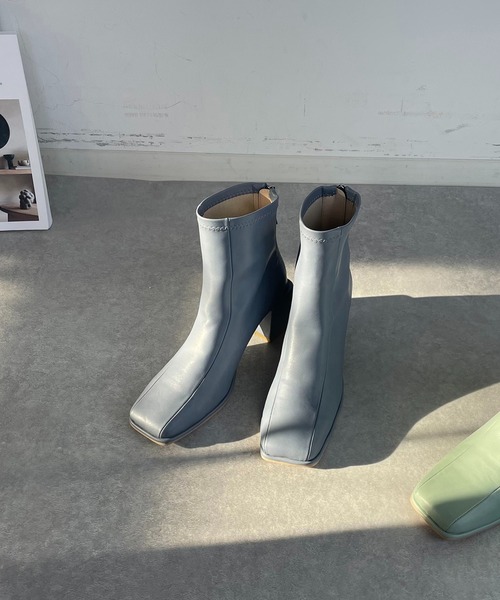 AS KNOW AS plus（アズノゥアズプラス）の「スクエアストレッチブーツ（ブーツ・レディース・アイボリー/ブラック/グリーン/ブルー/ピンク・M/L）」の4枚目の写真