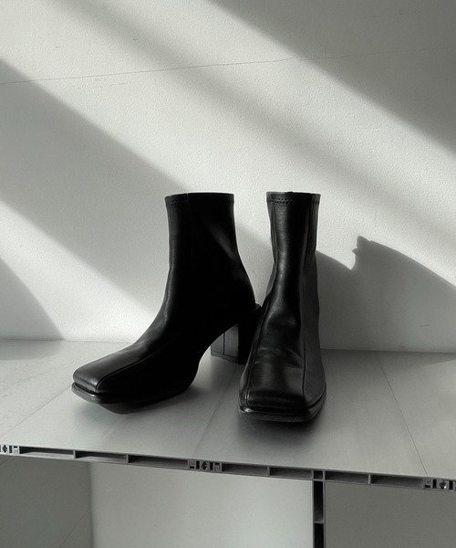 AS KNOW AS plus（アズノゥアズプラス）の「スクエアストレッチブーツ（ブーツ・レディース・アイボリー/ブラック/グリーン/ブルー/ピンク・M/L）」の2枚目の写真