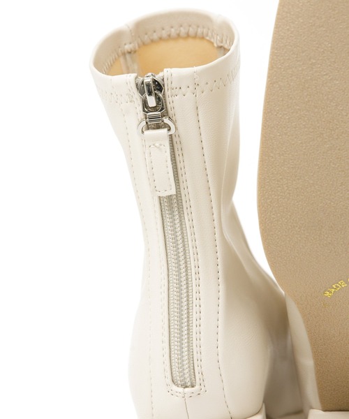 AS KNOW AS plus（アズノゥアズプラス）の「スクエアストレッチブーツ（ブーツ・レディース・アイボリー/ブラック/グリーン/ブルー/ピンク・M/L）」の16枚目の写真