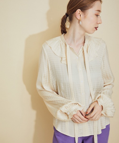 MADEMOISELLE ROPE'(マドモアゼル ロペ)の「<春まで使える>千鳥格子フリルリボンブラウス(シャツ/ブラウス・レディース・ホワイト系その他2/ミント・38)」の11枚目の写真