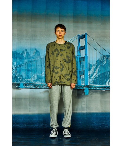 AlexanderLeeChang(アレキサンダーリーチャン)の「AlexanderLeeChang/アレキサンダーリーチャン YOSHI47 NO COLOR SHT(シャツ/ブラウス・メンズ・オリーブ/バーガンディー/ブラック・3/2)」の9枚目の写真