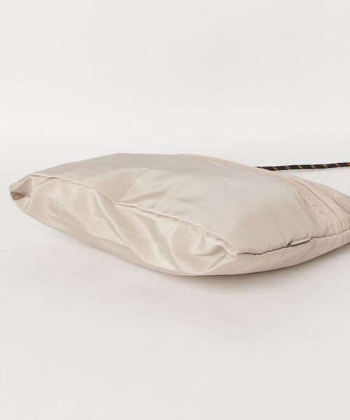 TAIKAN（テイケン）の「【TAIKAN / テイケン】SACOCHE BAG LARGE  / サコッシュ（ショルダーバッグ・メンズ・ベージュ・LARGE）」の12枚目の写真