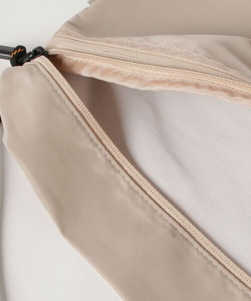 TAIKAN（テイケン）の「【TAIKAN / テイケン】SACOCHE BAG LARGE  / サコッシュ（ショルダーバッグ・メンズ・ベージュ・LARGE）」の13枚目の写真