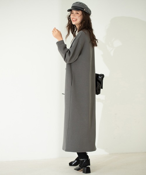 SAISON DE PAPILLON(セゾンドパピヨン)の「オーバーサイズトレーナーワンピース(ワンピース・レディース・ブラック/ベージュ/パープル/チャコール・S/M/L)」の6枚目の写真