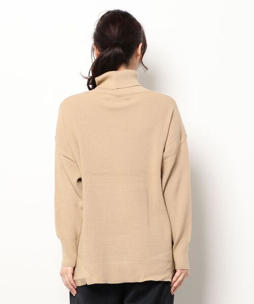 Lugnoncure（ルノンキュール）の「畦ボトルネックチュニックニット（ニット/セーター・レディース・ブラック/ベージュ/グレー/ブルー・ﾌﾘ-）」の6枚目の写真