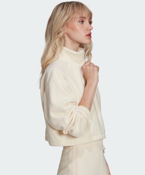 adidas クロップド　スウェット adidas（アディダス）の「クォータージップ クロップド