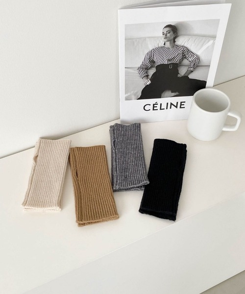 CEMONEMO(セモネモ)の「リブニット アームウォーマー(手袋・レディース・ブラック/ベージュ/グレー/アイボリー・FREE)」の12枚目の写真