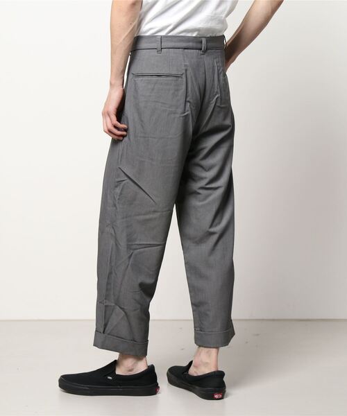B.C STOCK(ベーセーストック)の「TR ストレッチタックワイドパンツ(その他パンツ・メンズ・グレー・SMALL/MEDIUM/LARGE)」の3枚目の写真
