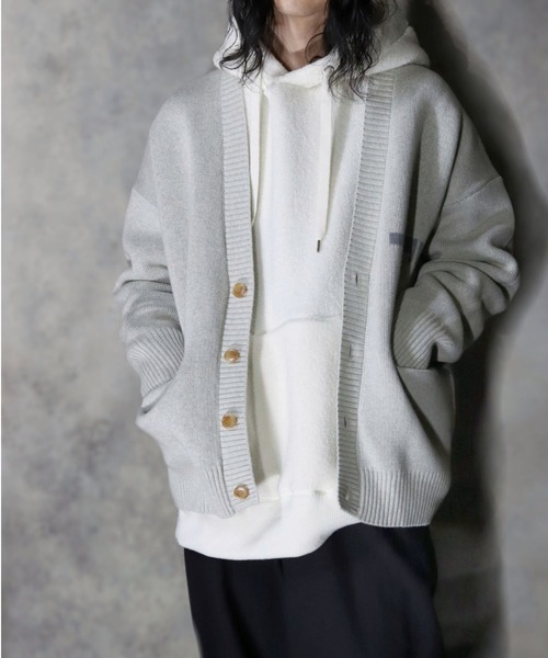 LUSOR（ルーソル）の「LUSOR（ルーソル） Wジャカードロゴカーディガン（カーディガン/ボレロ・メンズ・ブルーグレー/チャコール/ライトグレー・LARGE/MEDIUM）」の17枚目の写真