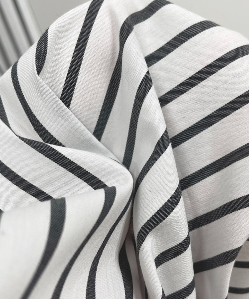 PICCIN（ピッチン）の「ストライプフレアシャツワンピース（シャツワンピース・レディース・ホワイト系その他/ブラック系その他・M）」の16枚目の写真