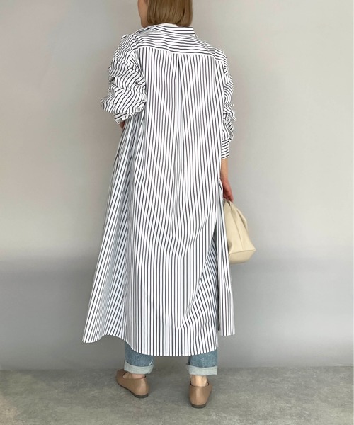 PICCIN（ピッチン）の「ストライプフレアシャツワンピース（シャツワンピース・レディース・ホワイト系その他/ブラック系その他・M）」の3枚目の写真