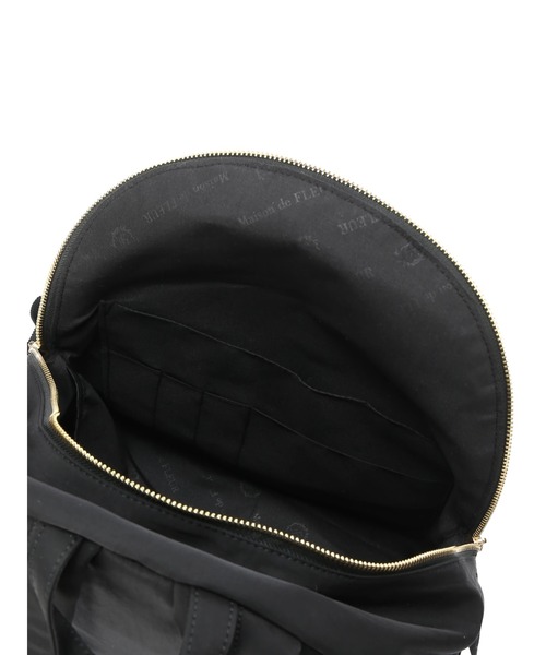 Maison de FLEUR（メゾンドフルール）の「リボンラウンドリュック（バックパック/リュック・レディース・ブラック・FREE）」の5枚目の写真