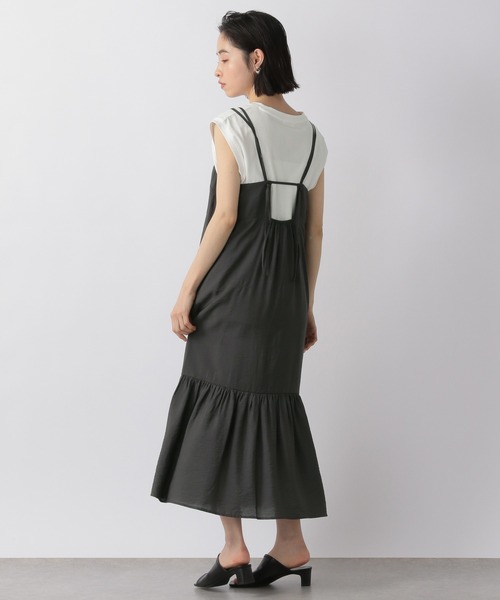 LOWRYS FARM(ローリーズファーム)の「ティアードキャミワンピース(ワンピース・レディース・ブラック/ブラウン/オレンジ/アイボリー・マルチサイズ)」の5枚目の写真