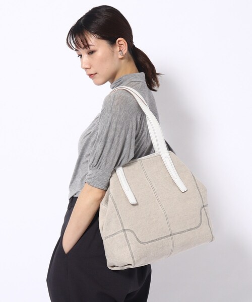 HIROKO HAYASHI(ヒロコハヤシ)の「◆LINO(リーノ)トートバッグ(トートバッグ・レディース・ナチュラル・00)」の8枚目の写真