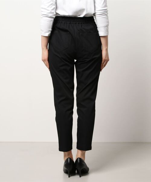 Q(キュー)の「T/Cツイルイージパンツ(その他パンツ・レディース・ブラック/ベージュ/オリーブ・MEDIUM)」の11枚目の写真