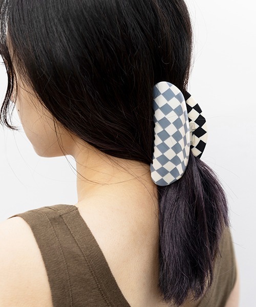 CONTROL FREAK / CTFK(コントロールフリーク)の「CONTROL FREAK(コントロールフリーク)チェッカーへアバンズ(バレッタ/ヘアクリップ・レディース・グリーン/ブラック・FREE)」の1枚目の写真