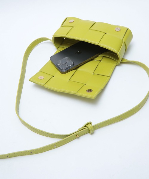 miette（ミエット）の「ｴｺﾚｻﾞｰ編み込み2wayﾐﾆﾊﾞｯｸﾞ（ショルダーバッグ・レディース・オフホワイト/ブラック/イエロー系その他・FREE）」の17枚目の写真