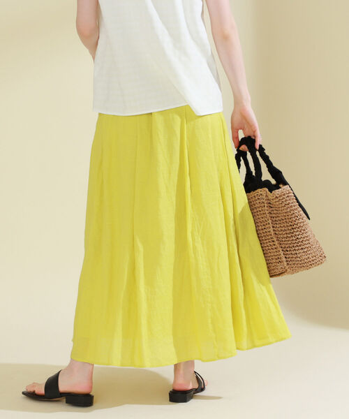Ray BEAMS（レイビームス）の「Ray BEAMS / リネン ロング フレア スカート（スカート・レディース・ブラック/イエロー/グリーン・0/1）」の7枚目の写真