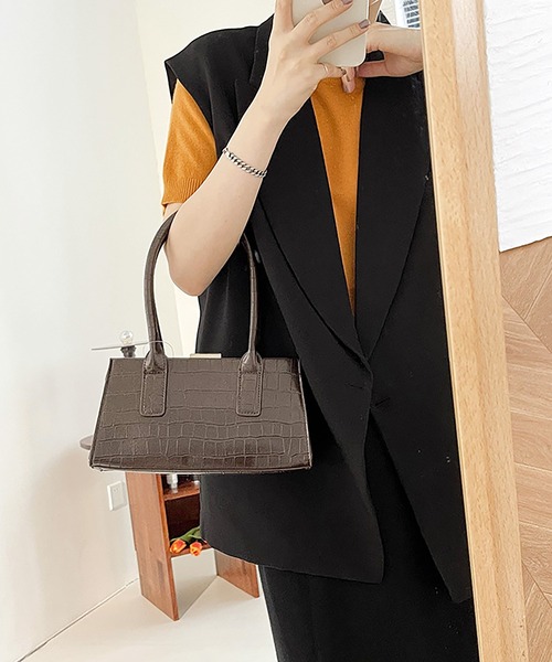 Ulysses（ユリシス）の「テーラードノースリーブジャケット（ベスト・レディース・グレー/ブラック/ベージュ・M/L）」の14枚目の写真