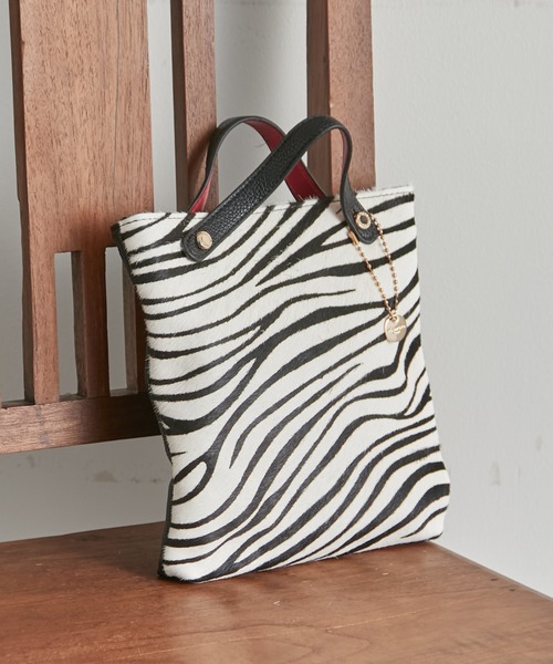 Pal collection（パルコレクション）の「ハラコ風エコバック付スマホポシェット（ショルダーバッグ・レディース・ホワイト/ブラック系その他2/ホワイト系その他/ブラウン・FREE）」の3枚目の写真