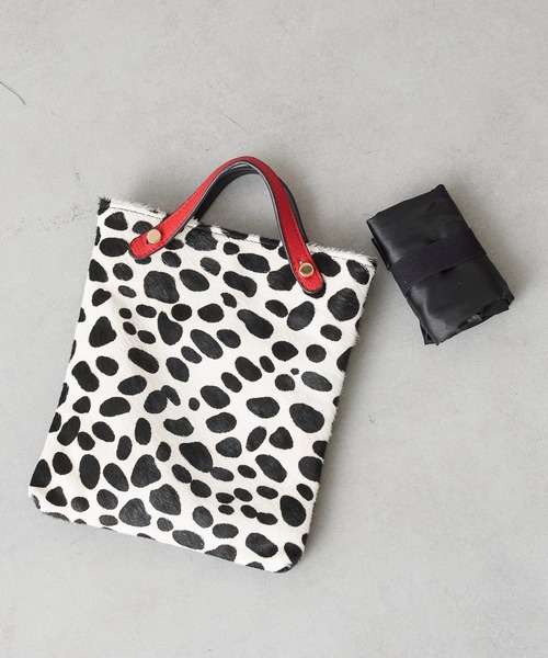 Pal collection（パルコレクション）の「ハラコ風エコバック付スマホポシェット（ショルダーバッグ・レディース・ホワイト/ブラック系その他2/ホワイト系その他/ブラウン・FREE）」の6枚目の写真