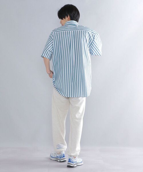 SHIPS(シップス)の「*SHIPS: ROOTS ビッグシルエット フラワー エンブロイダリー ボタンダウン ショートスリーブ シャツ(シャツ/ブラウス・メンズ・オリーブ/ブルー/ライトグリーン/ロイヤルブルー・MEDIUM/LARGE/X-LARGE)」の10枚目の写真