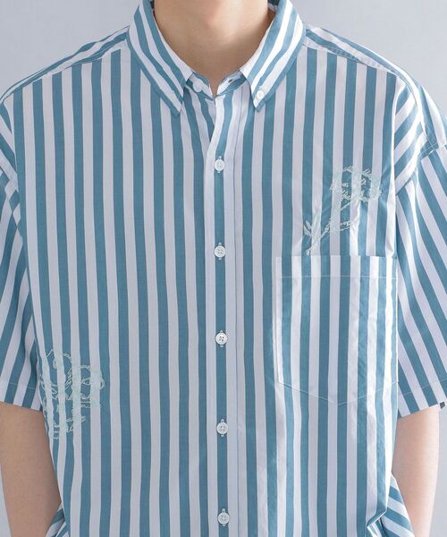 SHIPS(シップス)の「*SHIPS: ROOTS ビッグシルエット フラワー エンブロイダリー ボタンダウン ショートスリーブ シャツ(シャツ/ブラウス・メンズ・オリーブ/ブルー/ライトグリーン/ロイヤルブルー・MEDIUM/LARGE/X-LARGE)」の19枚目の写真