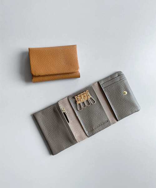 URBAN RESEARCH DOORS（アーバンリサーチドアーズ）の「マルチミニウォレット（財布・レディース・ベージュ系その他/キャメル・ONE）」の11枚目の写真