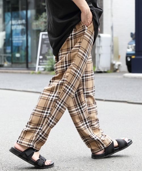 8(eight)(エイト)の「チェックワイドテーパードパンツ(チノパンツ・メンズ・アイボリー/ブラック系その他/グレー系その他/ブラウン/ブラック系その他2/チャコール/ベージュ・LARGE/MEDIUM)」の7枚目の写真